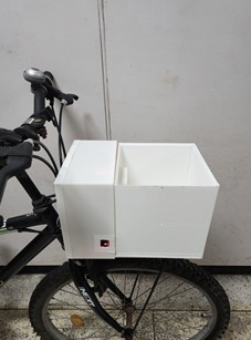 그림 23. 사용 중 프로토타입.jpg